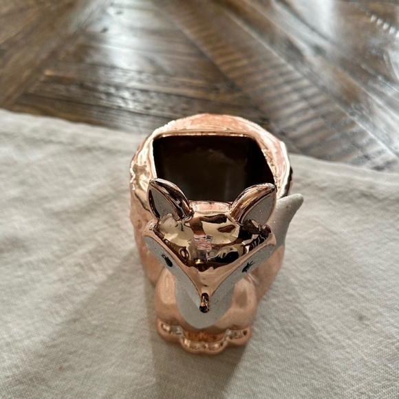 Bath & Body Works Rose Gold Fox Soap Holder - Picture 2 of 3